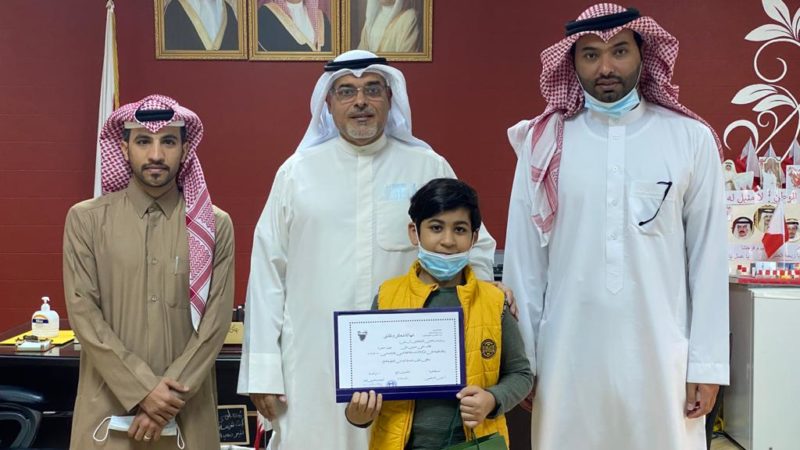 قسم اللغة العربية يكرم الفائزين في مسابقة الخط العربي