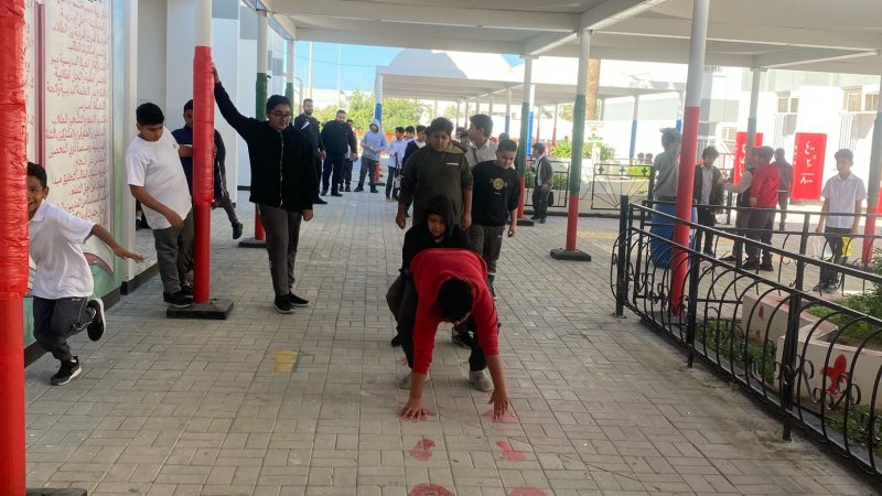 المكتب الرياضي يُطلق برنامج التمارين الصباحية لتعزيز الحيوية والنشاط لدى الطلبة